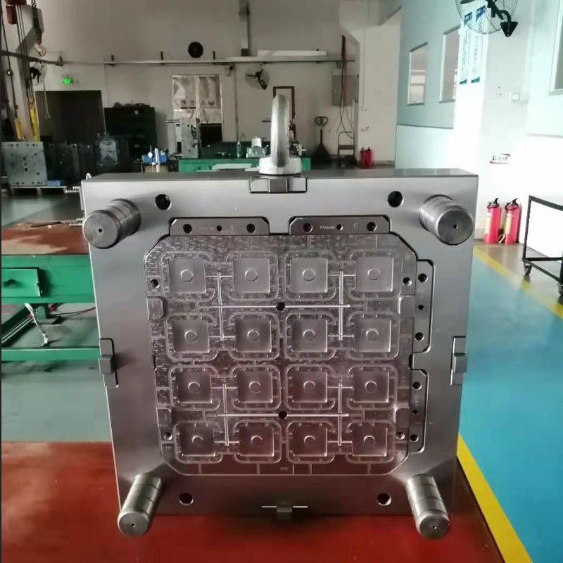 1000K Shots 738 CPVC Plastic Injection Moulding Tooling